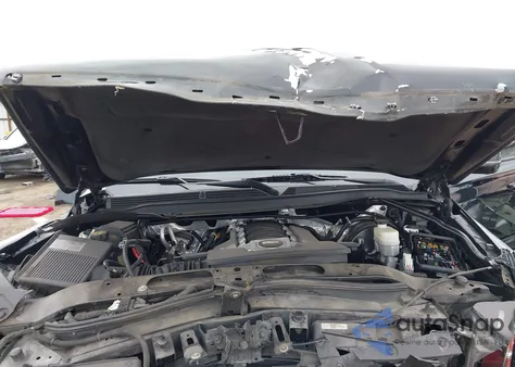 2016 Cadillac Escalade Platinum z USA, uszkodzony, nr VIN 1GYS4DKJ2GR138066